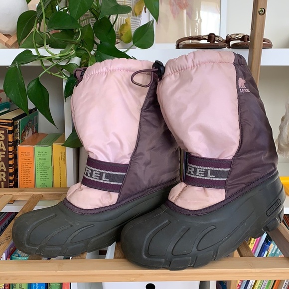 Sorel Shoes - Sorel Snow Otter Boots, super warm, size 6